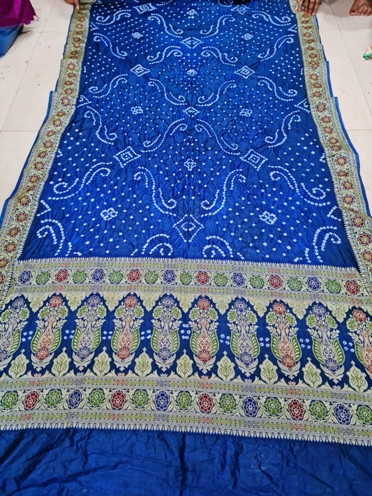 Gadhwa Bandhej saree