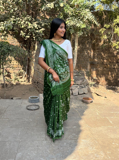 Gujarati Bandhani saree with Luckhnowi Chikankari work (Dark Green)