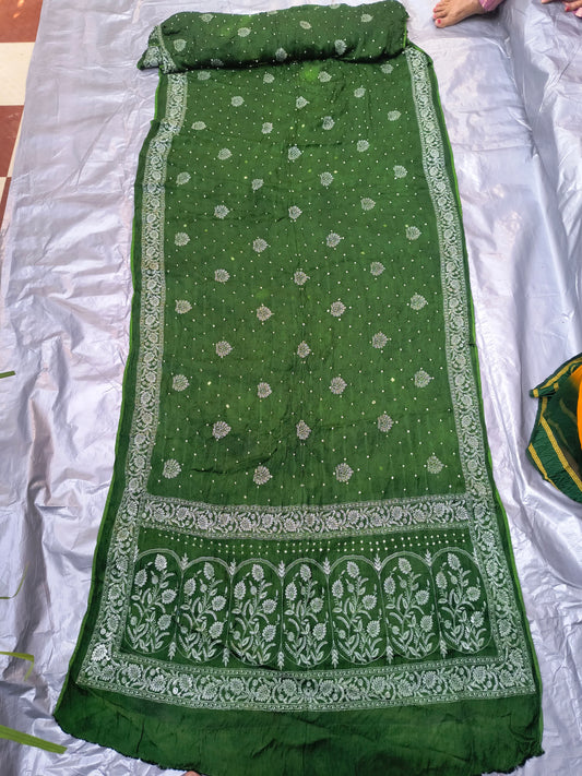 Bandhej saree with Luckhnowi work